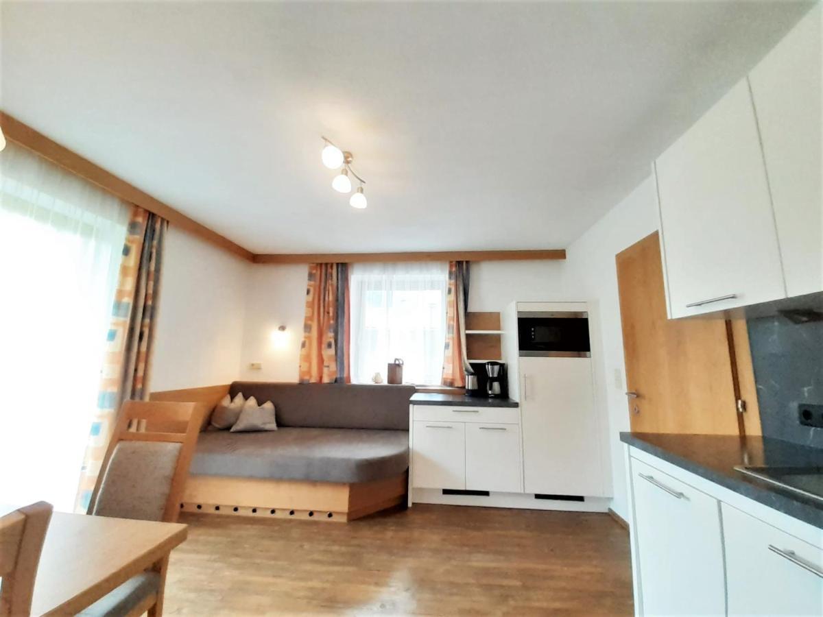 Gaestehaus Hauser Hainzenberg Dış mekan fotoğraf